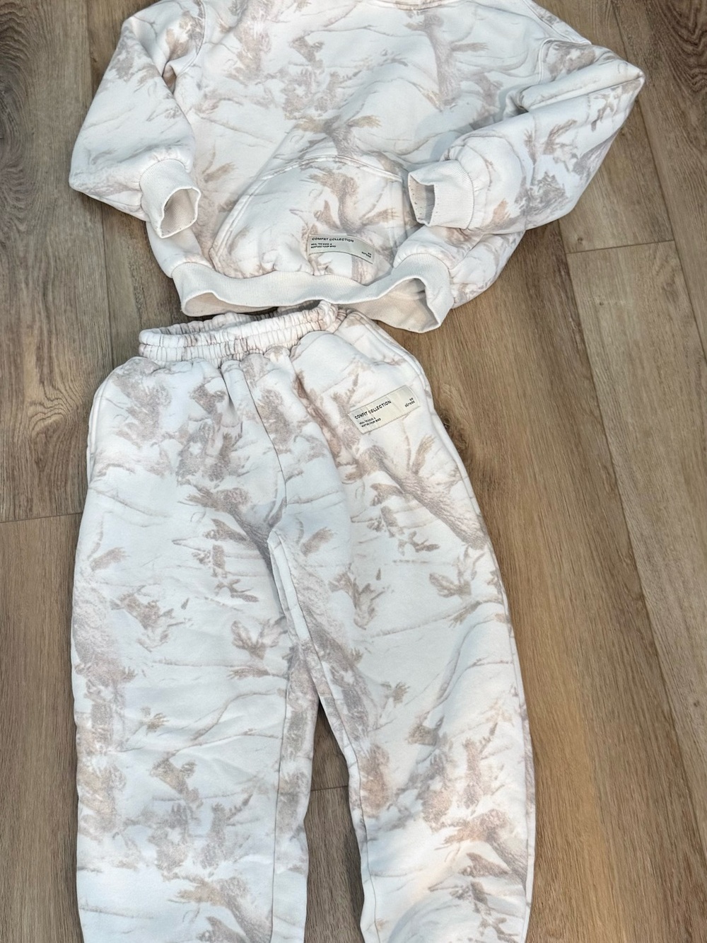 Comfrt Kids Matching Set - Cream & Tan camo Sweatshirt and Joggers